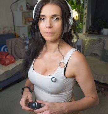 Tania derveaux image