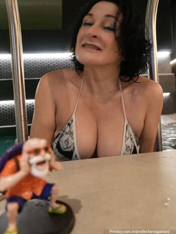 Tania gaidarji image