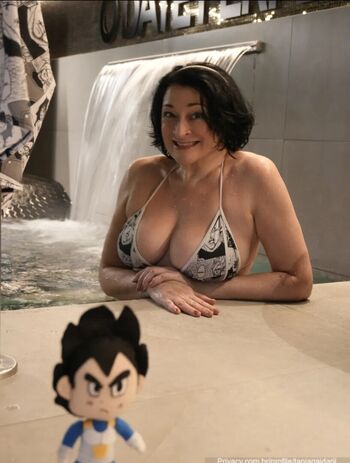Tania gaidarji image