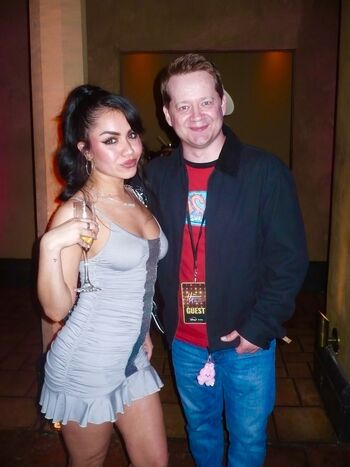 Tara yummy page 3 image