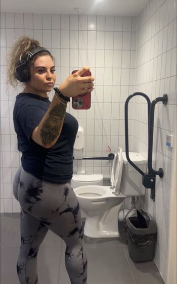 Tastethetreacle image