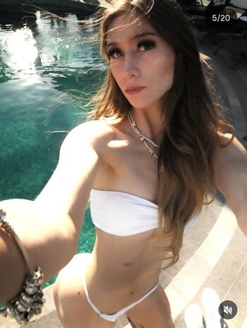 Tatiana flores image