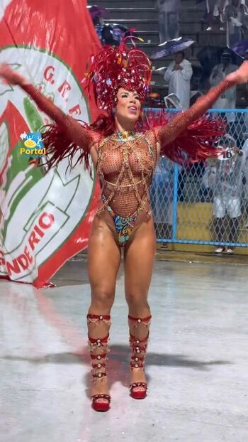 Tatiane minerato image