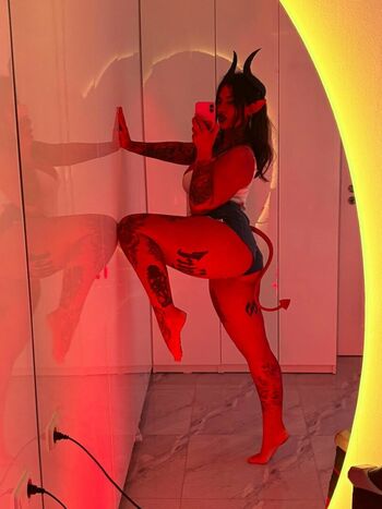 Tattoogirlalia 1 image