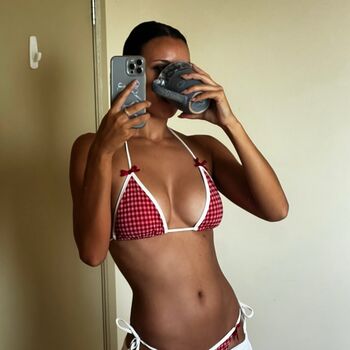 Tay leiha clark image