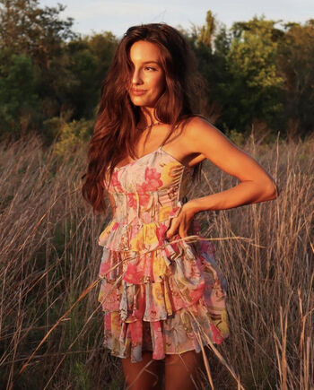 Taylor alesia image