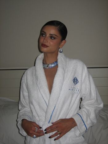 Taylor hill image