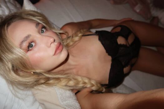 Taylor hudson 1 image