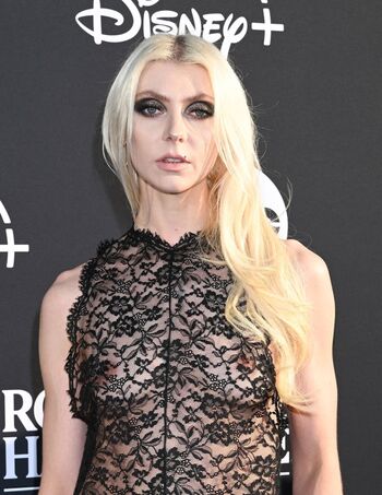 Taylor Momsen