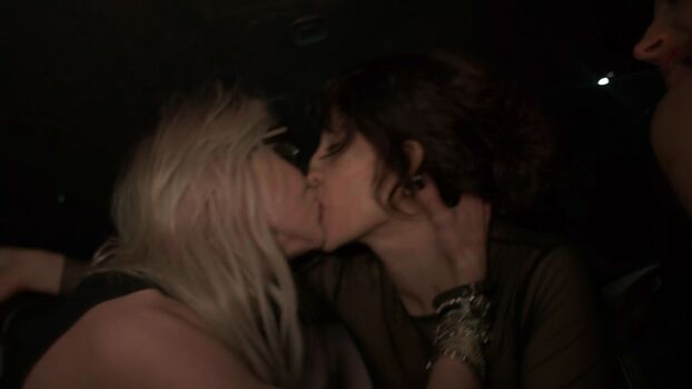 Taylor momsen 1 image