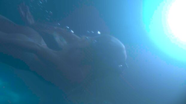 Taylor momsen 1 image