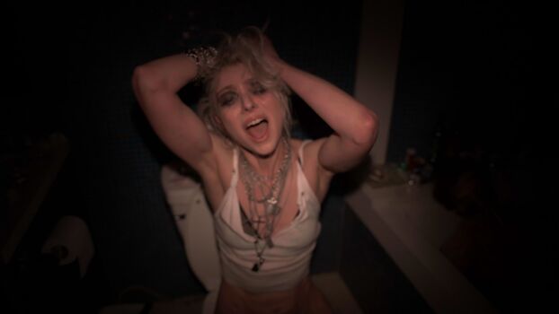 Taylor momsen 1 image