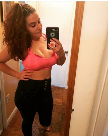 Taylor rothman image