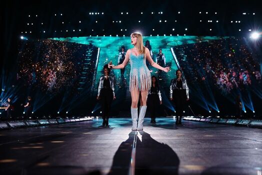 Taylor swift 1 page 14 image