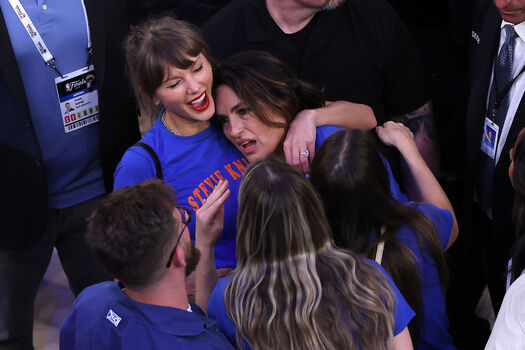 Taylor swift 1 page 7 image