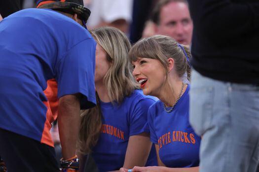 Taylor swift 1 page 4 image