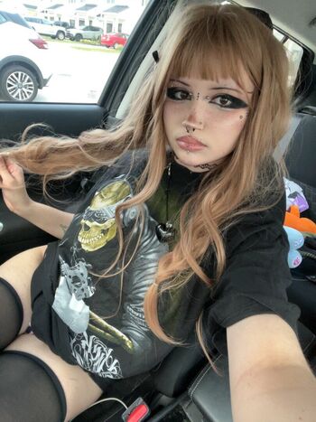 Terann hilow page 2 image