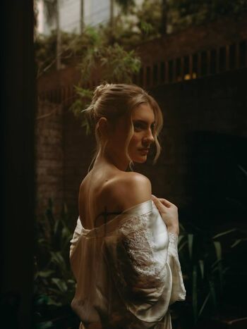 Teresa santos image