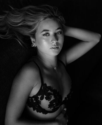Tess nicole image