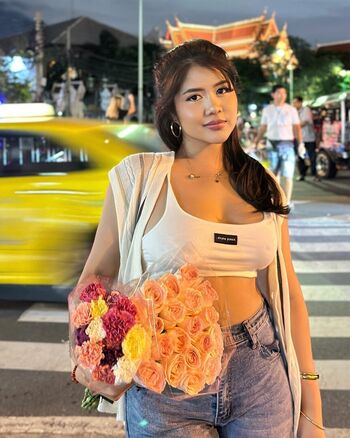 Thai girls 1 page 3 image