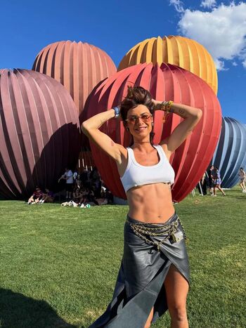 Thaila ayala image