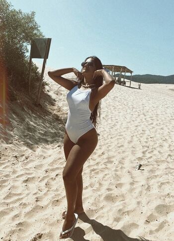 Thaisssaalmeida image