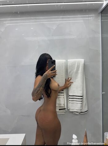 Thayna Telles