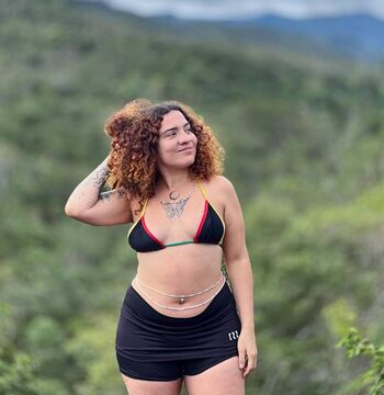 Thaynara teles image