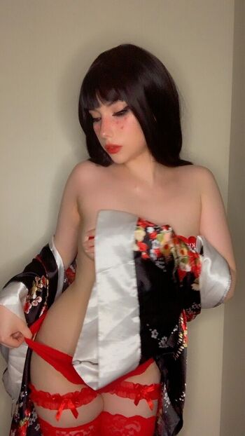 The original akali page 2 image