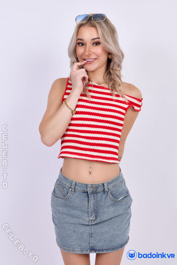 Thea summers image