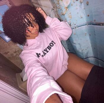 Thebrooklyndanae image