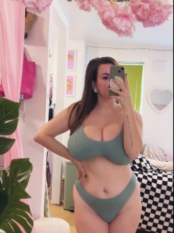 Thedopaminediaries image