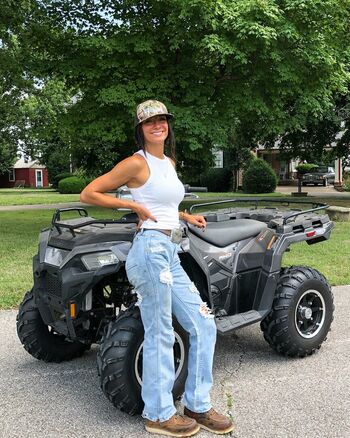 Thefarmergrayce image