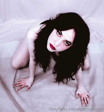 Theghostmaidens image