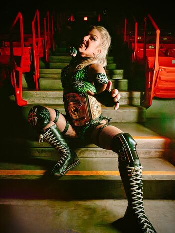 Thekla kaischauri image