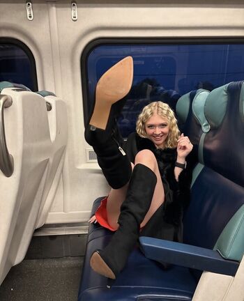 Thereallaurengregory image