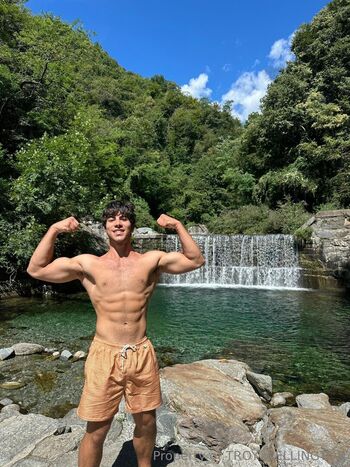 therealtroywellington