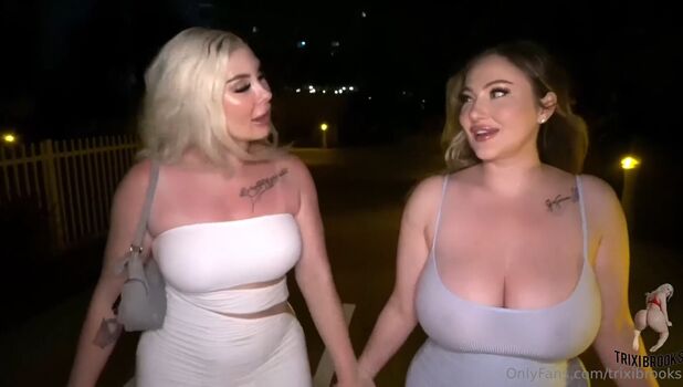 Thickbarbiegirl image