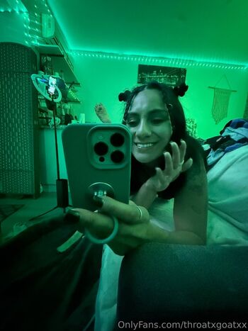 throatxgoatxx