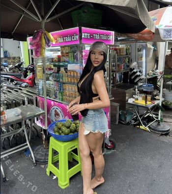 Tiara truong image