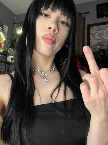 Tifeets image