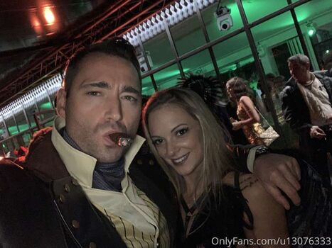 Tiffany leiddi 1 image