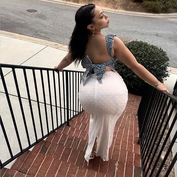 Timeless goddess image