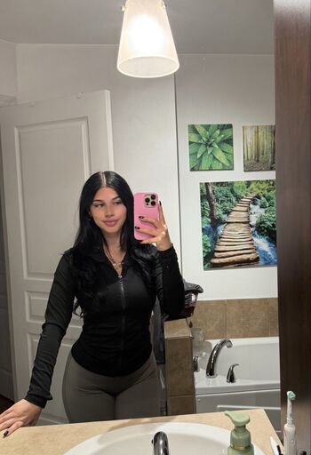 Tina dames image