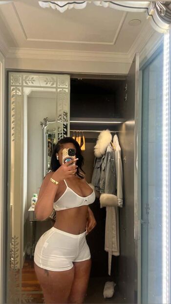 Tinah bae7 image