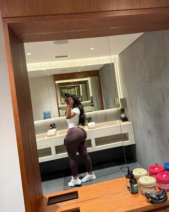 Tinah bae7 image