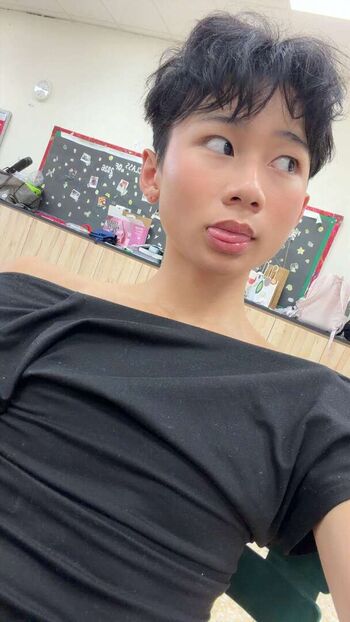 Tinglun su image