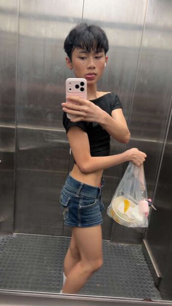 Tinglun su image