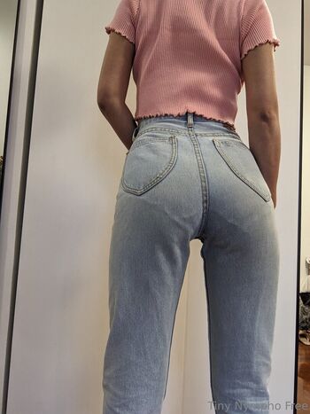 Tiny nympho free image