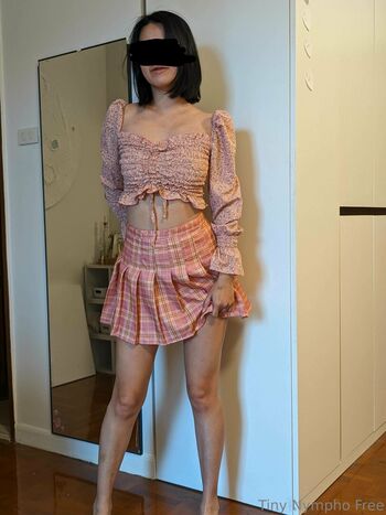 Tiny nympho free image